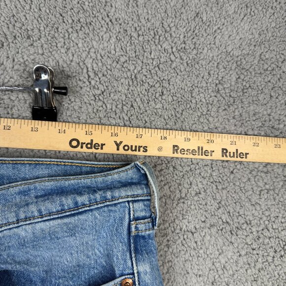 Levis Premium Jeans Womens Size 32x26 Light Stone Wash Wedgie Straight Fit - Picture 8 of 12